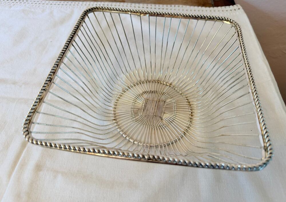 Vintage Silver Plated Wire Bread Basket Square Rope Rim Italian Style Server